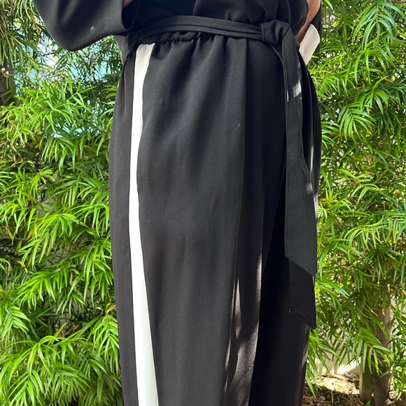 Zara women’s jumpsuit — size S - Picture 8 of 8